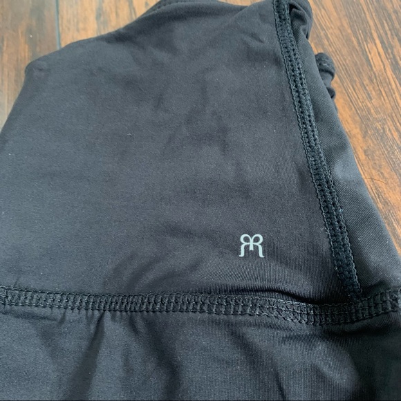 Ruby Ribbon | Reversible Floral Crop Yoga Leggings Black Activewear - Picture 5 of 10